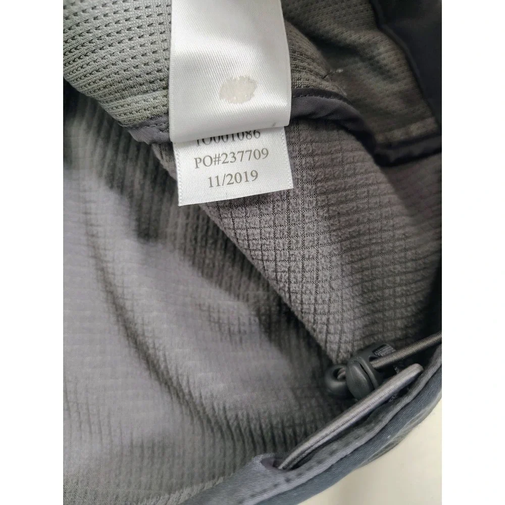 Vineyard Vines Performance Mens Nylon Vest XL